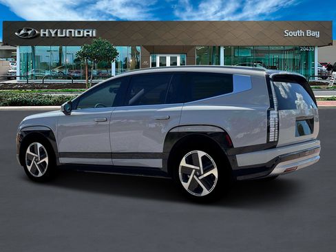 New 2026 Hyundai Ioniq 9 Limited image 4