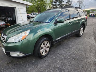 Used 2011 Subaru Outback 3.6R Limited w/ PWR Moonroof Pkg