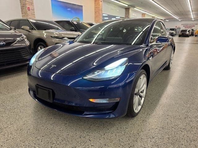 Used 2018 Tesla Model 3 Long Range RWD image 2