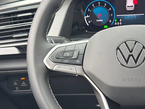 New 2026 Volkswagen Atlas Cross Sport SE AWD/4WD image 26