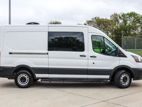Used 2015 Ford Transit 150 148 Medium Roof RWD image 5