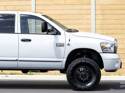 Used 2008 Dodge Ram 3500 Truck Laramie w/ Protection Group AWD/4WD image 16