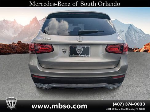 Certified 2022 Mercedes-Benz GLC 300 image 16