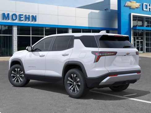 New 2027 Chevrolet Equinox LT w/ Convenience Package II FWD image 3