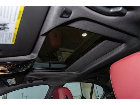 New 2026 BMW i5 eDrive40 w/ M Sport Package image 60