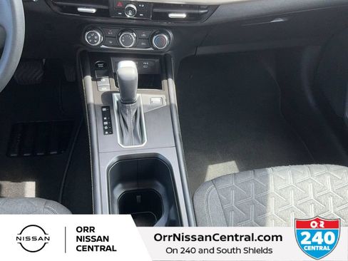 Used 2025 Nissan Kicks SV w/ Illumination Package AWD/4WD image 23
