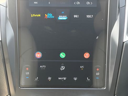 Used 2022 Ford Edge SEL AWD/4WD image 28
