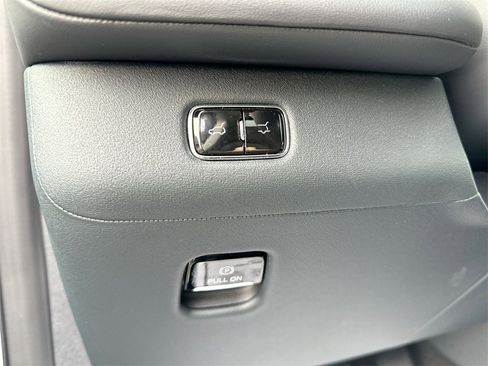 New 2025 Lincoln Navigator Reserve image 22