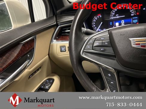 Used 2017 Cadillac XT5 Luxury w/ Driver Awareness Package image 14