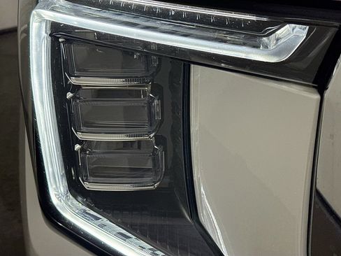 Used 2023 GMC Yukon SLT RWD image 39