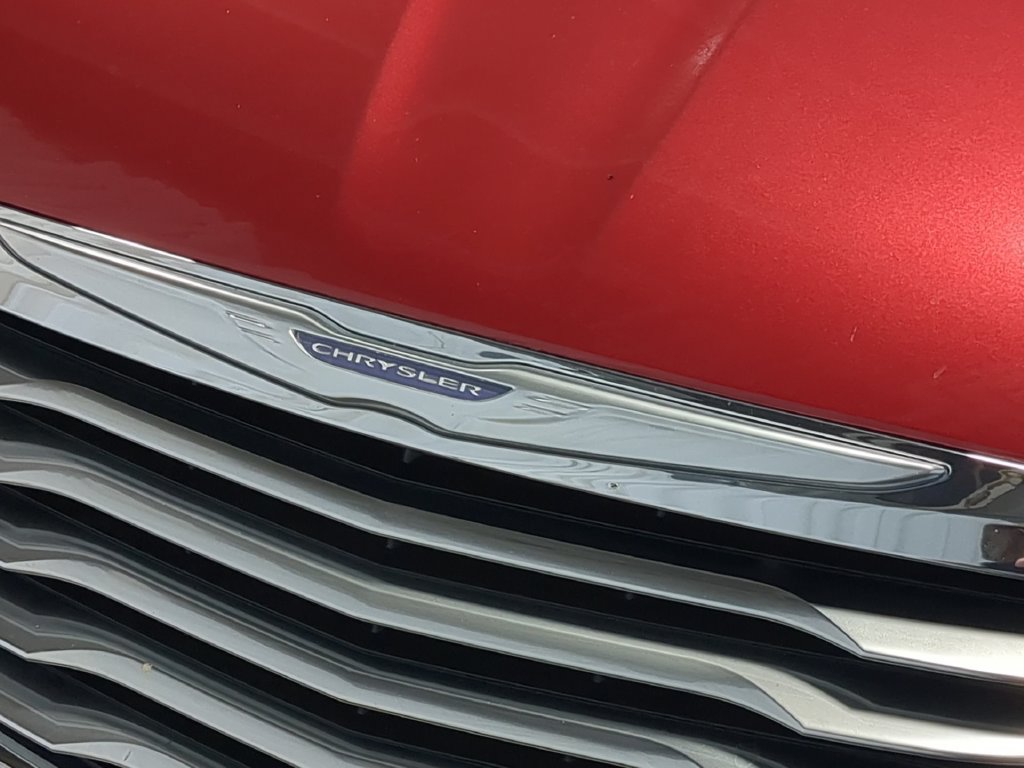 Used 2014 Chrysler 200 Limited FWD image 15