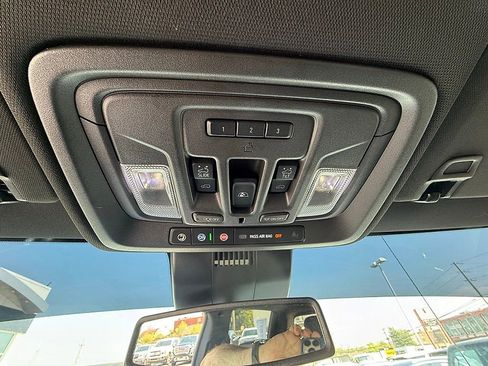 Used 2023 GMC Sierra 1500 AT4 w/ AT4 Premium Package AWD/4WD image 48
