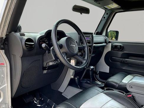 Used 2008 Jeep Wrangler X AWD/4WD image 13