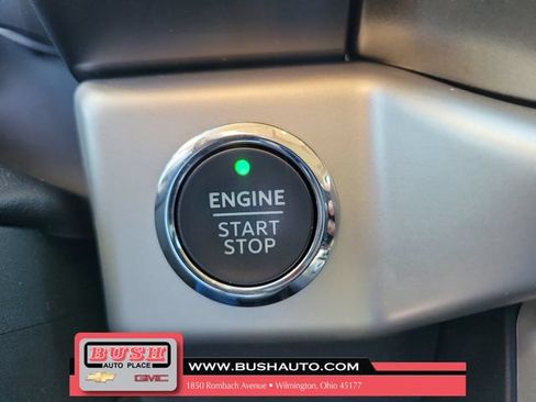 Used 2024 Ford Expedition XLT AWD/4WD image 31