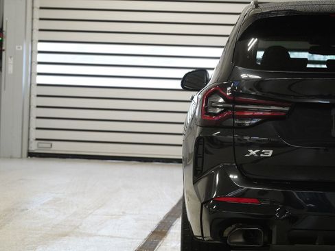 Used 2023 BMW X3 sDrive30i w/ M Sport Package image 10