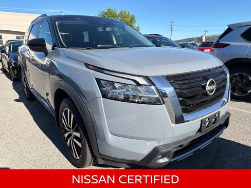 Certified 2023 Nissan Pathfinder Platinum AWD/4WD image 5