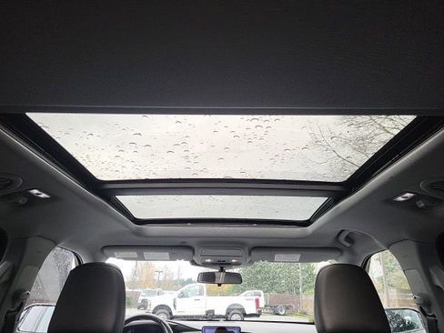 Certified 2023 Ford Explorer XLT w/ Equipment Group 202A image 13