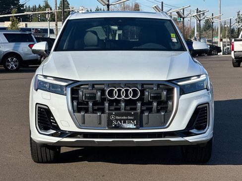 Used 2025 Audi Q7 3.0T Premium Plus w/ Premium Plus Package image 9