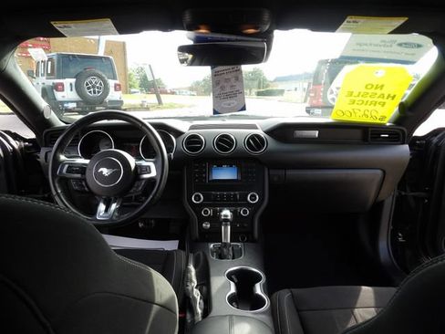 Certified 2021 Ford Mustang Coupe RWD image 17
