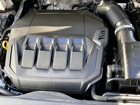 Used 2025 Audi Q3 2.0T Premium Plus w/ Premium Plus Package image 31