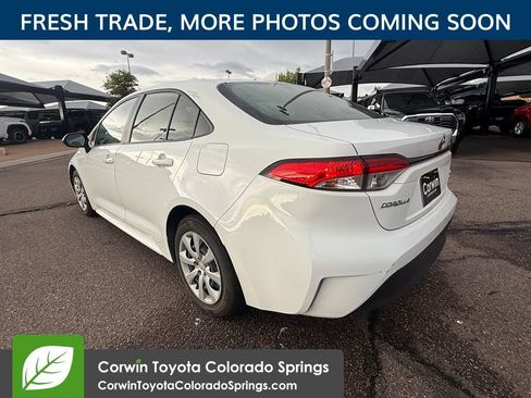 Used 2025 Toyota Corolla LE FWD image 6