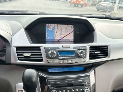 Used 2013 Honda Odyssey Touring image 24