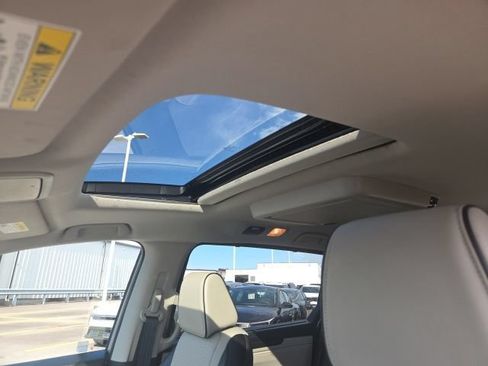 Used 2025 Honda Odyssey Elite image 15