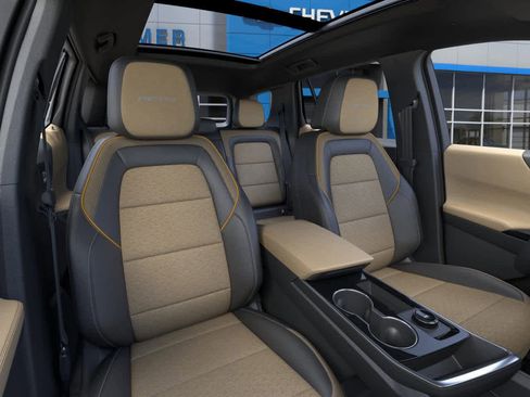 New 2026 Chevrolet Equinox ACTIV w/ Convenience Package III image 31