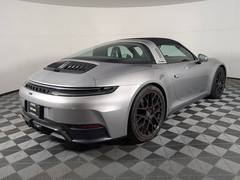 Certified 2026 Porsche 911 Targa 4 GTS AWD/4WD image 7
