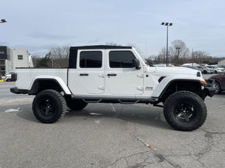 Used 2020 Jeep Gladiator Overland video 2