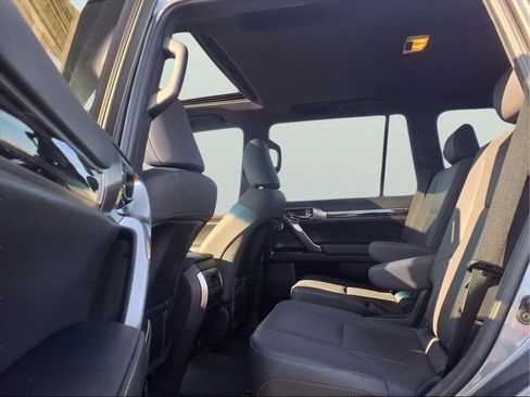 Used 2023 Lexus GX 460 Premium image 28