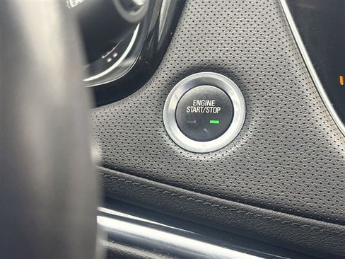 Certified 2023 Cadillac XT5 Premium Luxury image 17