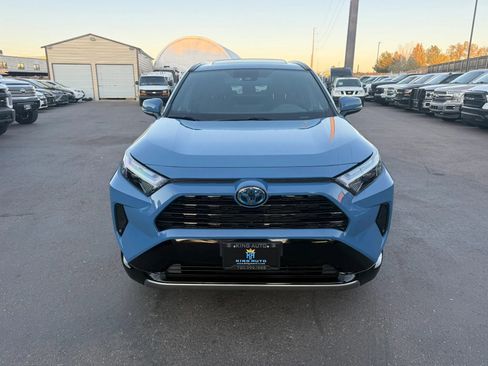 Used 2024 Toyota RAV4 SE w/ Convenience Package image 15