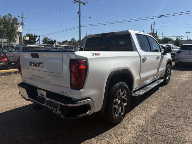 Used 2022 GMC Sierra 1500 SLT w/ SLT Premium Plus Package AWD/4WD image 6