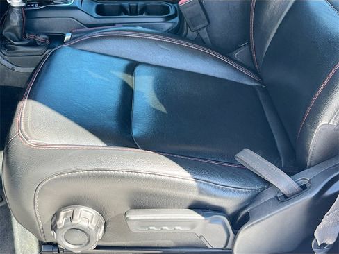 Used 2023 Jeep Wrangler Unlimited Rubicon w/ LED Lighting Group image 18