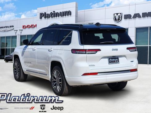 New 2026 Jeep Grand Cherokee L Summit image 4