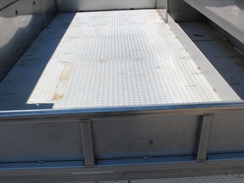 Used 2017 Ford F550 4x4 Regular Cab Super Duty image 35