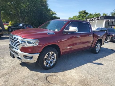 Used 2021 RAM 1500 Limited AWD/4WD image 2