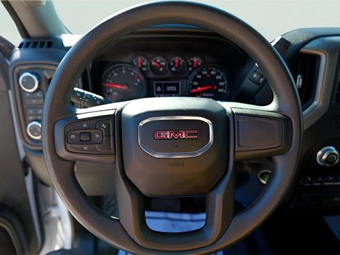 Certified 2024 GMC Sierra 2500 Pro image 9