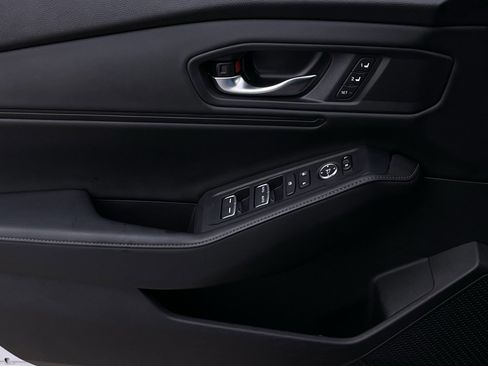 Used 2025 Honda Accord Sport image 21