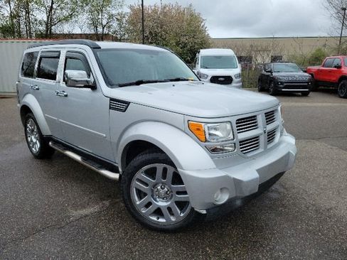Used 2010 Dodge Nitro Heat AWD/4WD image 1
