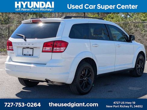 Used 2020 Dodge Journey SE w/ SE Popular Equipment Group image 5