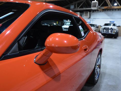 Used 2009 Dodge Challenger R/T RWD image 43
