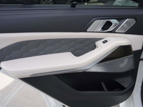 Used 2025 BMW X5 M Competition image 20