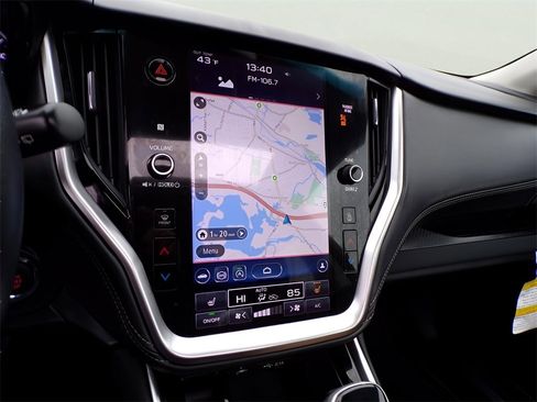 Used 2022 Subaru Outback Premium image 22