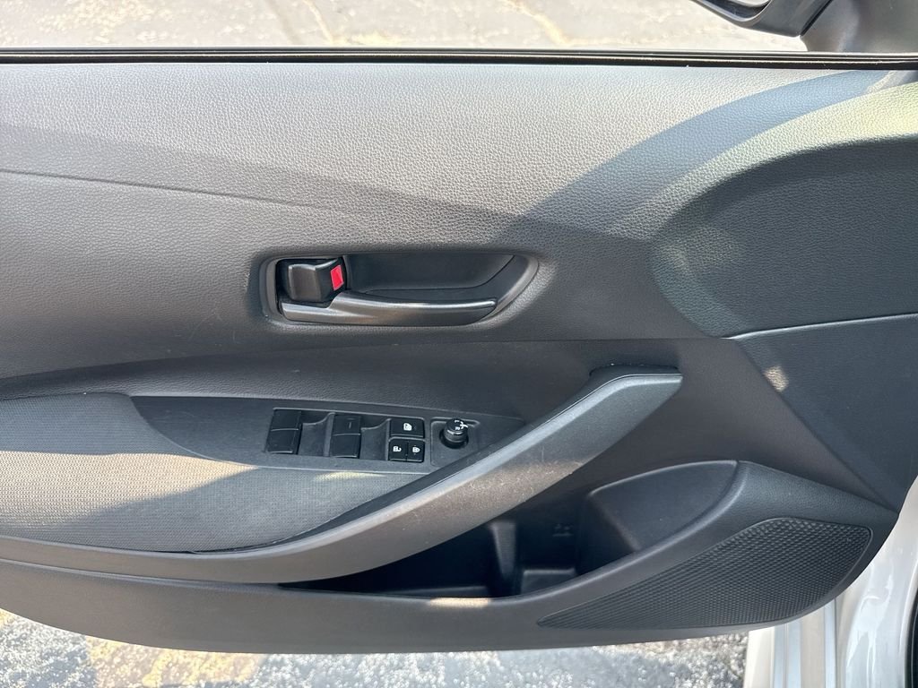 Used 2024 Toyota Corolla LE FWD image 58