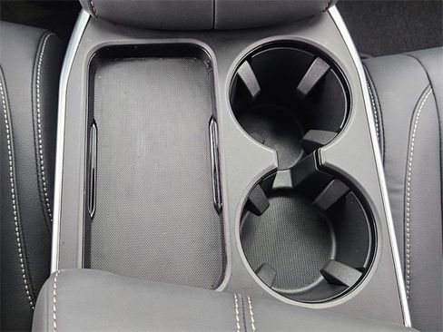 Certified 2025 Acura RDX SH-AWD image 18