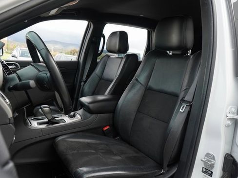 Used 2022 Jeep Grand Cherokee Laredo X image 24