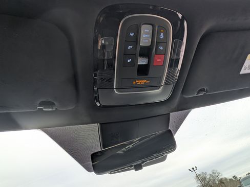 Used 2024 Hyundai Palisade Calligraphy image 32