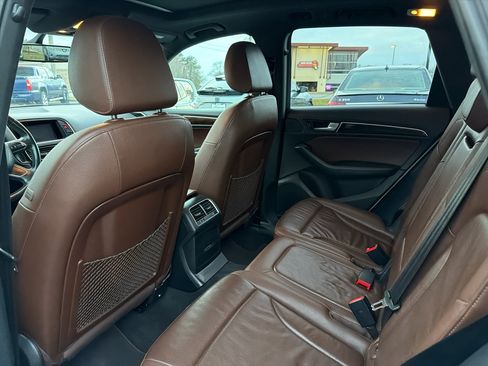 Used 2017 Audi Q5 2.0T Premium image 14